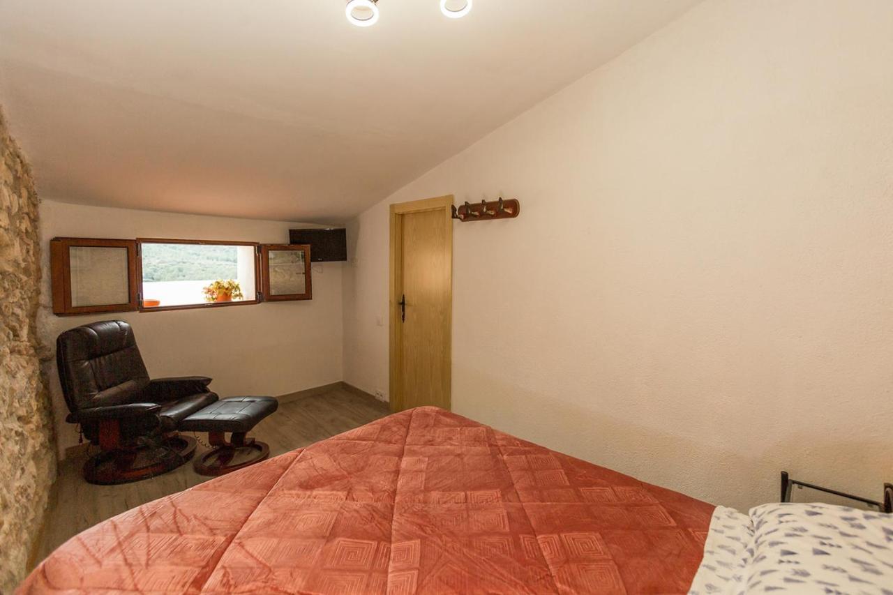 Casa Rural La Vinyeta Ballestar Экстерьер фото